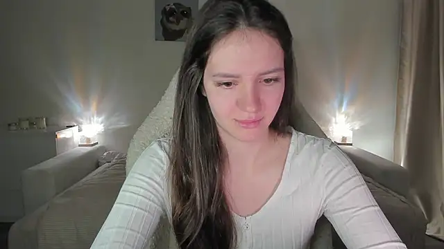 Snapshot of Sonia_moon_ chatting on 10/05/25, 02:43 Sonia moon  online show from 10/05/25, 02:43