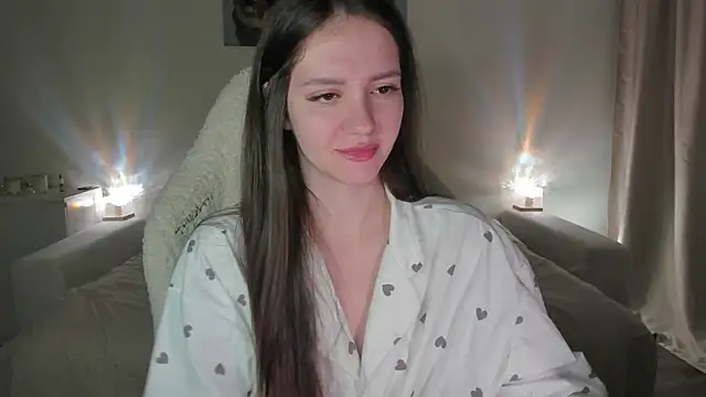 Snapshot of Sonia_moon_ chatting on 10/07/25, 02:31 Sonia moon  online show from 10/07/25, 02:31