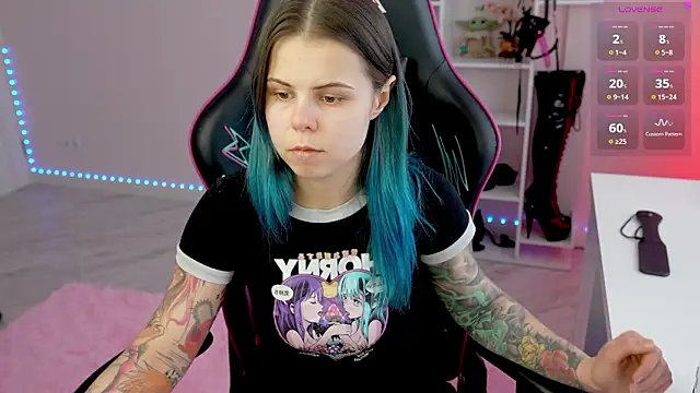 Latex Kitty online show from 02/03/26, 12:43