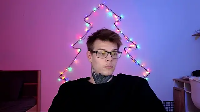 DENIS HERE online show from 12/01/25, 10:15