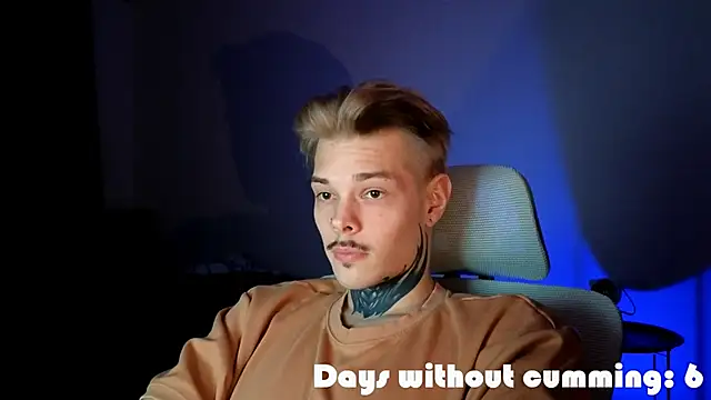 DENIS HERE online show from 04/25/26, 07:11