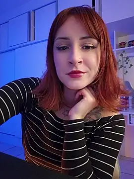 Snapshot of Ahrya_ chatting on 06/11/26, 10:19 Ahrya online show from 06/11/26, 10:19
