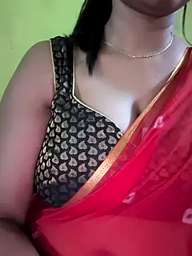 Snapshot of Shreya727 chatting on 05/15/26, 07:32 Shreya727 online show from 05/15/26, 07:32