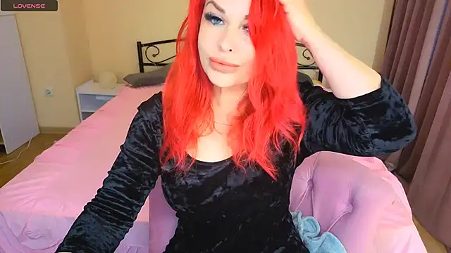 Snapshot of RedHeadBridget chatting on 05/28/26, 05:05 RedHeadBridget online show from 05/28/26, 05:05
