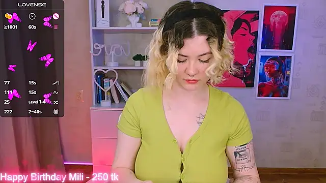 cutie mili online show from 01/25/25, 10:29