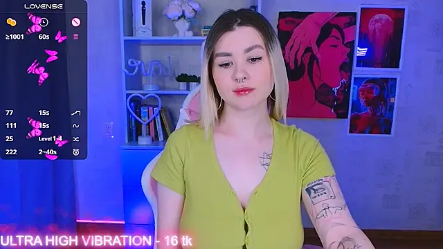 cutie mili online show from 03/18/25, 08:03