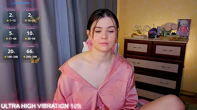 cutie mili online show from 11/10/25, 07:51