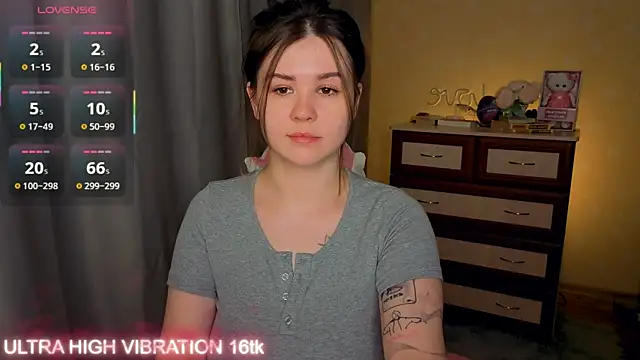 cutie mili online show from 04/01/26, 03:09