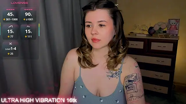 cutie mili online show from 04/11/26, 12:20