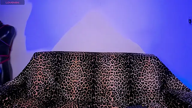 irregular fetish  online show from 11/24/25, 11:37