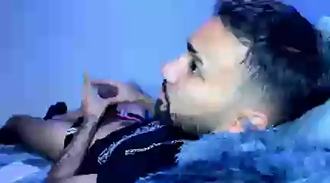 Snapshot of Dar_milk chatting on 02/19/25, 08:41 Dar milk online show from 02/19/25, 08:41