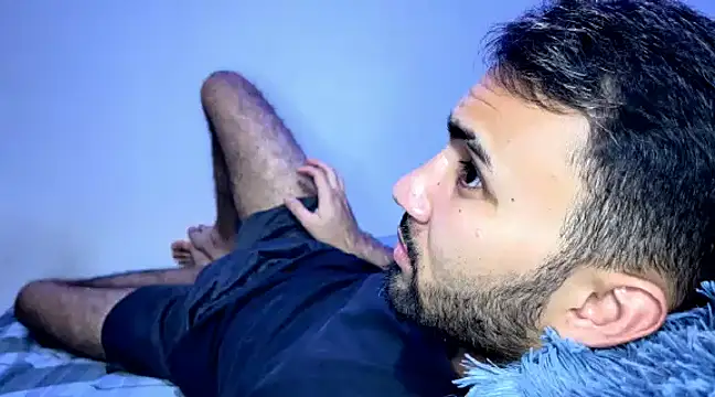 Snapshot of Dar_milk chatting on 03/02/25, 05:12 Dar milk online show from 03/02/25, 05:12