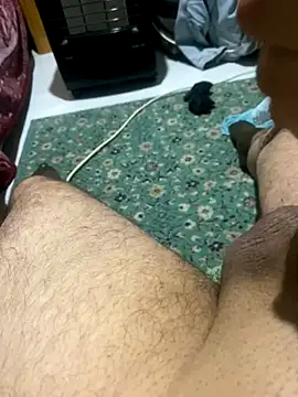 azginnn35 online show from 10/16/25, 12:33