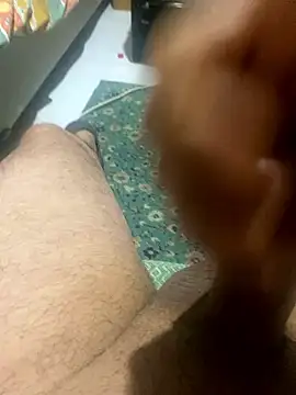 azginnn35 online show from 01/13/26, 01:33