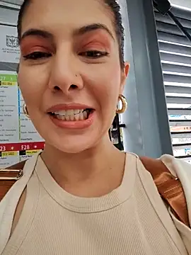 scarlett moore online show from 11/26/25, 03:24