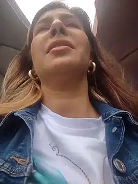 scarlett moore online show from 05/25/26, 03:51