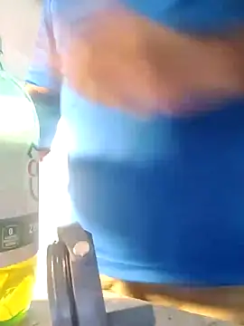 Snapshot of chainjulious chatting on 02/05/25, 05:20 chainjulious online show from 02/05/25, 05:20