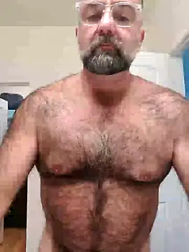 Snapshot of chainjulious chatting on 02/07/25, 06:13 chainjulious online show from 02/07/25, 06:13