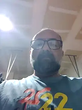 Snapshot of chainjulious chatting on 02/13/25, 01:48 chainjulious online show from 02/13/25, 01:48