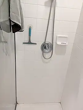 Snapshot of chainjulious chatting on 02/14/25, 06:40 chainjulious online show from 02/14/25, 06:40