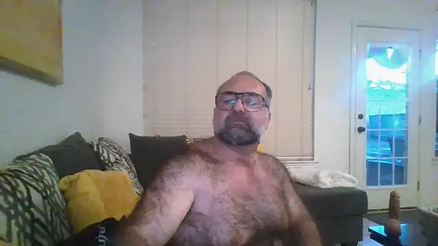 Snapshot of chainjulious chatting on 03/18/26, 12:41 chainjulious online show from 03/18/26, 12:41