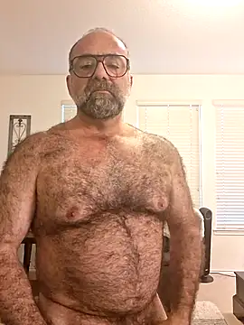 Snapshot of chainjulious chatting on 05/29/26, 12:47 chainjulious online show from 05/29/26, 12:47