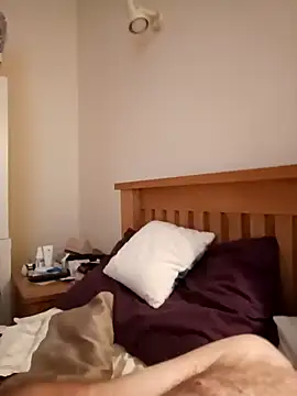 Snapshot of jonjoey123 chatting on 03/05/25, 07:27 jonjoey123 online show from 03/05/25, 07:27