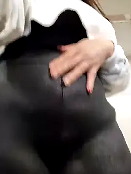 Mia Novikov online show from 02/03/25, 06:49