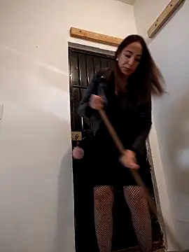 Mia Novikov online show from 02/11/26, 07:52