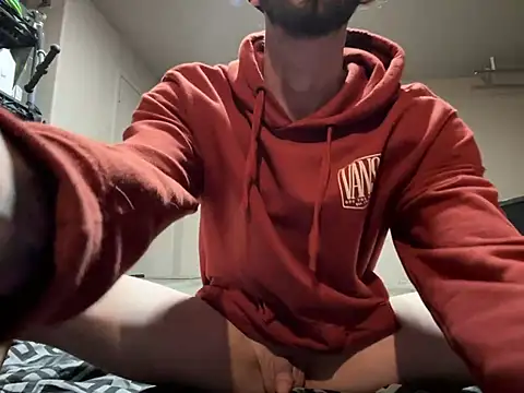 Snapshot of Intokink06 chatting on 12/31/24, 06:05 Intokink06 online show from 12/31/24, 06:05