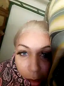 transgirl26 online show from 09/10/25, 12:21