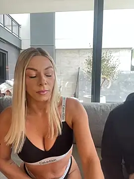 SexOnMyLvL online show from 04/15/26, 11:39