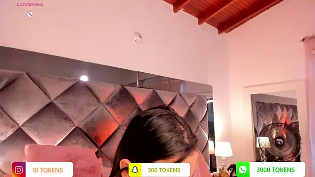 sofhiaa adaams online show from 03/07/25, 06:43