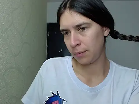 Snapshot of linda92astro chatting on 10/29/25, 12:07 linda92astro online show from 10/29/25, 12:07