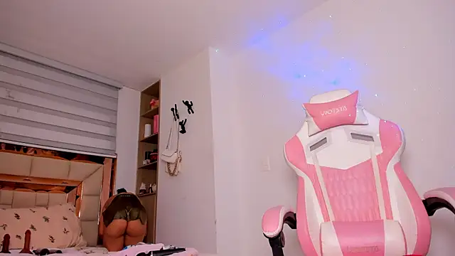 andreafernandz online show from 03/03/26, 01:12