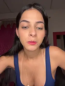 Snapshot of violetta-brown1 chatting on 12/02/25, 02:28 violetta-brown1 online show from 12/02/25, 02:28