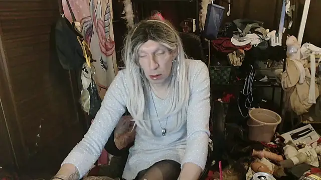 Ombeline1 online show from 01/11/26, 07:24