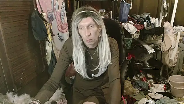 Ombeline1 online show from 01/14/26, 01:11