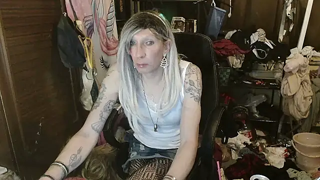 Ombeline1 online show from 01/15/26, 06:55