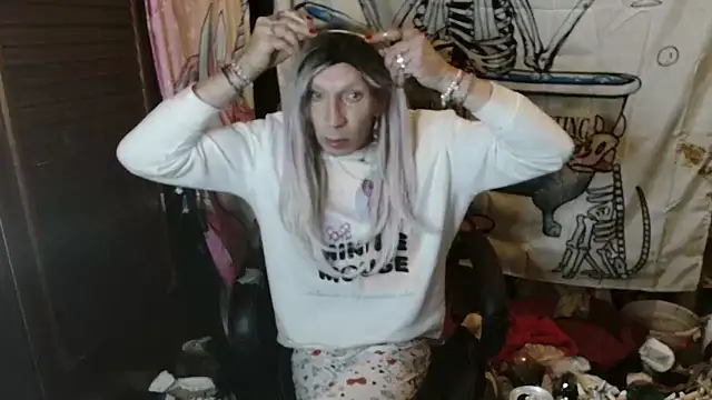 Ombeline1 online show from 03/25/26, 02:17