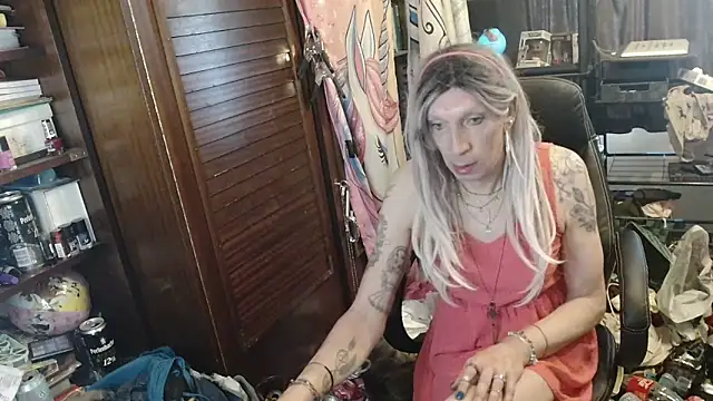 Ombeline1 online show from 04/19/26, 09:19