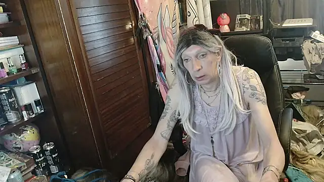 Ombeline1 online show from 04/21/26, 06:52