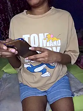 Triha 18 online show from 11/19/25, 01:44