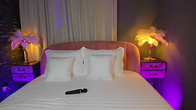 AmedeeaBanks online show from 09/11/25, 07:25