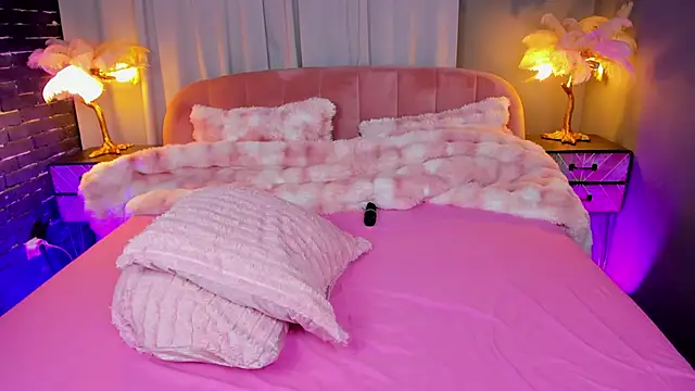 AmedeeaBanks online show from 03/20/26, 08:46