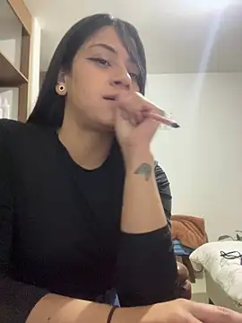 Snapshot of Juana19 chatting on 09/12/25, 11:26 Juana19 online show from 09/12/25, 11:26