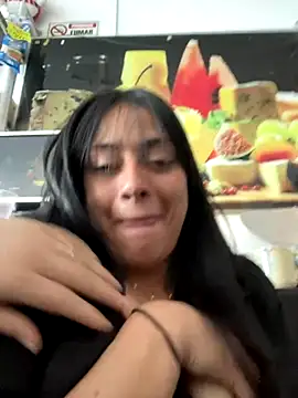 Snapshot of Juana19 chatting on 09/13/25, 10:20 Juana19 online show from 09/13/25, 10:20