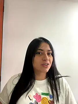 Snapshot of Juana19 chatting on 09/16/25, 06:42 Juana19 online show from 09/16/25, 06:42