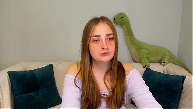 Snapshot of MilliStrii chatting on 05/16/26, 02:19 MilliStrii online show from 05/16/26, 02:19