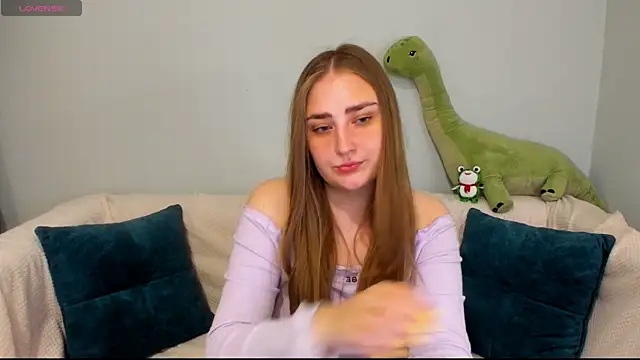 Snapshot of MilliStrii chatting on 06/05/26, 01:56 MilliStrii online show from 06/05/26, 01:56